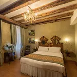 Casa Nicolo Priuli Hotel 3*