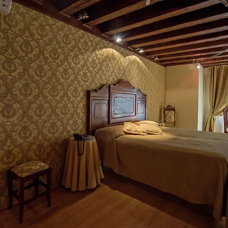 Casa Nicolo Priuli Hotell 3*