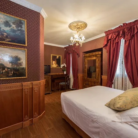 ホテル カサ ニコロ プリウリ