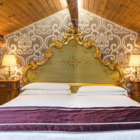 カサ ニコロ プリウリ ホテル 3*