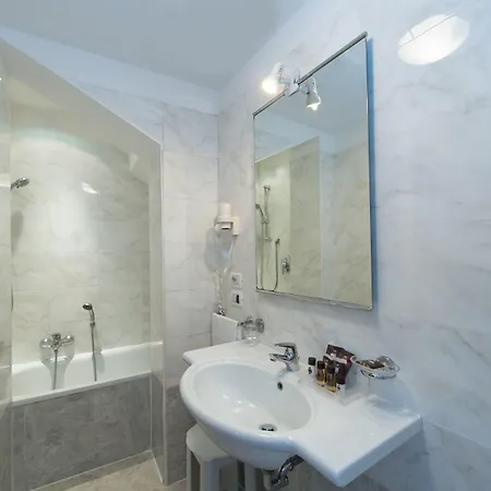 Casa Nicolo Priuli Otel 3*
